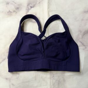 Lululemon Ta ta tamer Purple sports bra